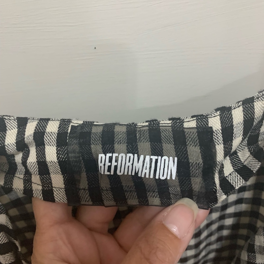 Reformation Linen Apron style dress - Picture 7 of 8